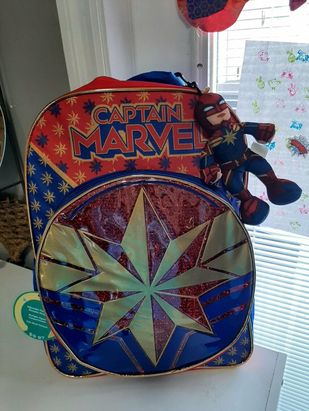 MARVEL STUDIOS Captain🌟Marvel Backpack, Bag Charm & Action Figure Gift-Set